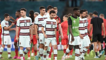 雷速官网-【观察】鸡多不下蛋，B席+B费还不如纳尼夸雷斯马？